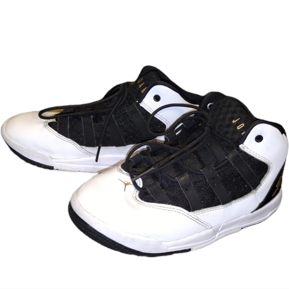 Jordan's Max aura sneakers - Picture 2 of 4